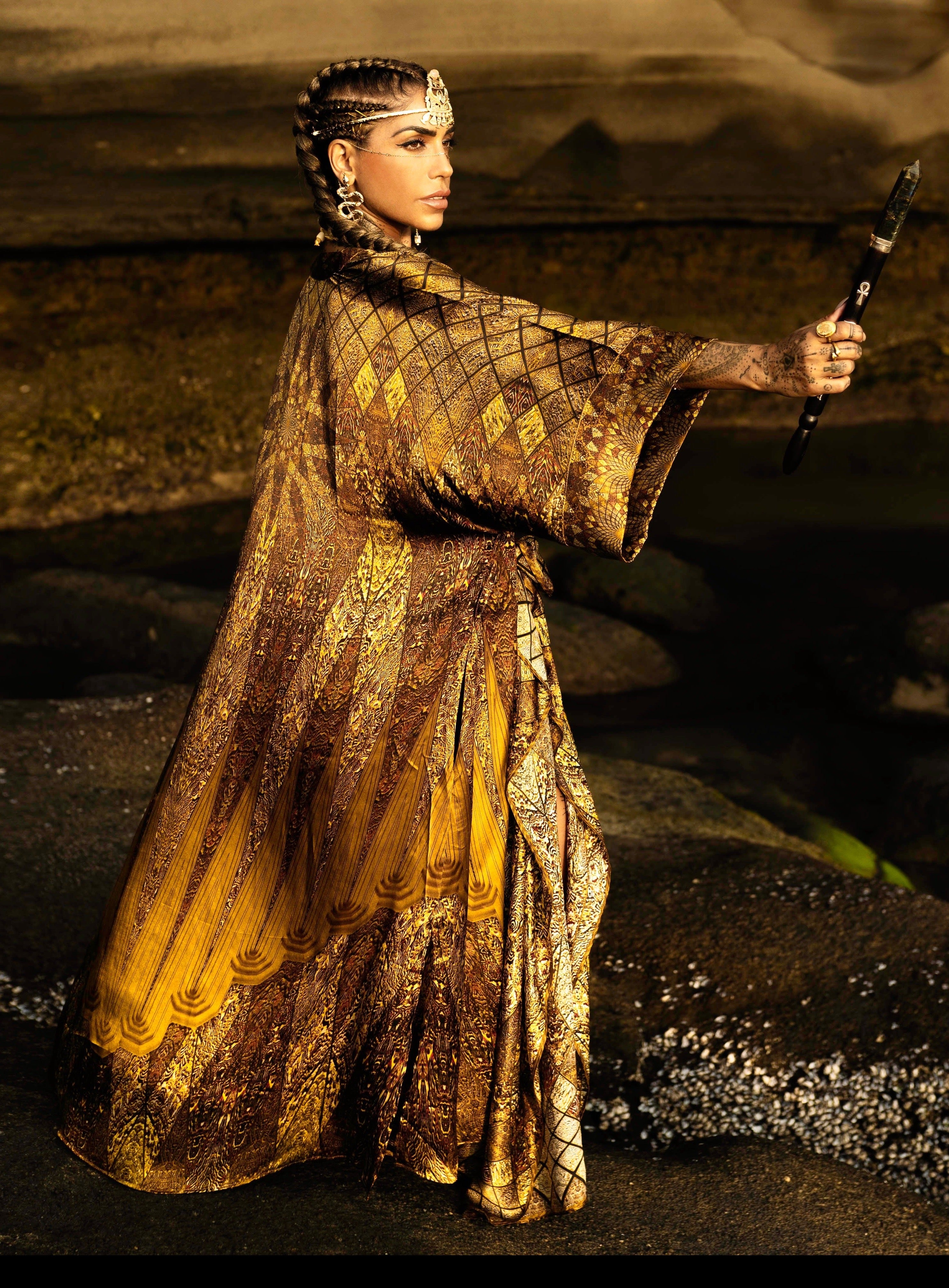 Queen Lakshmi Classic Kimono